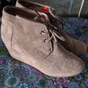 Toms Taupe Suede Lace-Up Wedge Ankle Boots